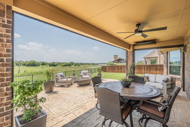 1233 Clearwater Drive, Frisco, TX 75036