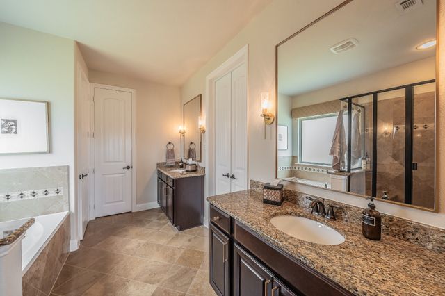 1233 Clearwater Drive, Frisco, TX 75036