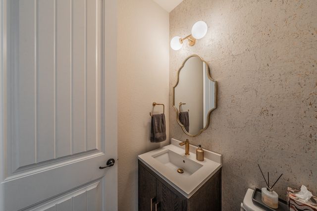 1233 Clearwater Drive, Frisco, TX 75036