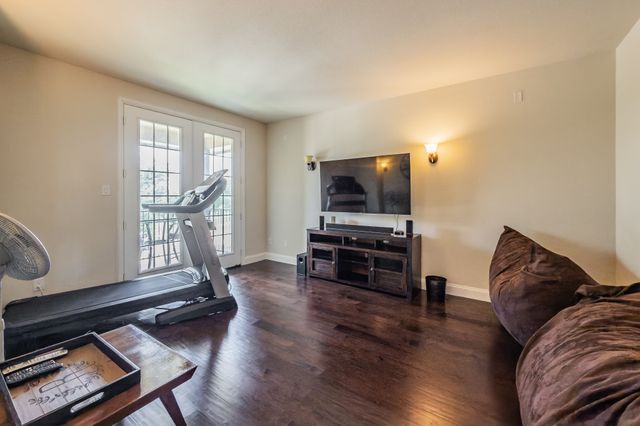 1233 Clearwater Drive, Frisco, TX 75036