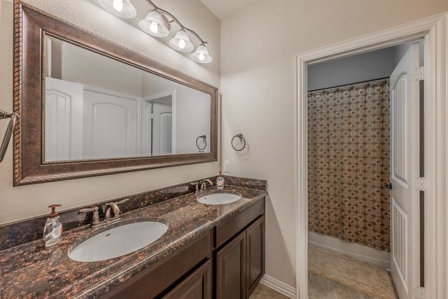 1233 Clearwater Drive, Frisco, TX 75036