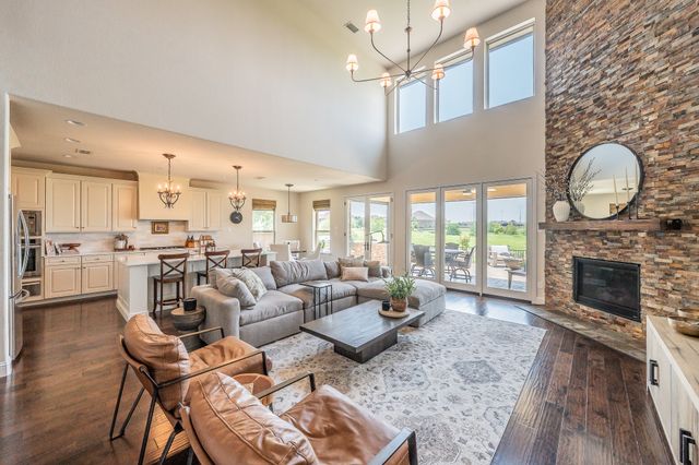 1233 Clearwater Drive, Frisco, TX 75036
