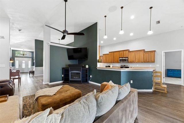 13428 MANDALAY PL, Spring Hill, FL 34606