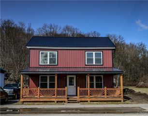 18 Herkimer Street, Newport, NY 13406