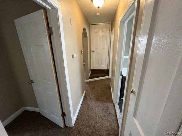 7552 Westminster Avenue, Warren, MI 48091