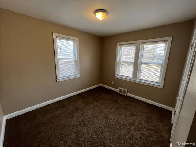 7552 Westminster Avenue, Warren, MI 48091