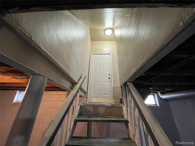 7552 Westminster Avenue, Warren, MI 48091