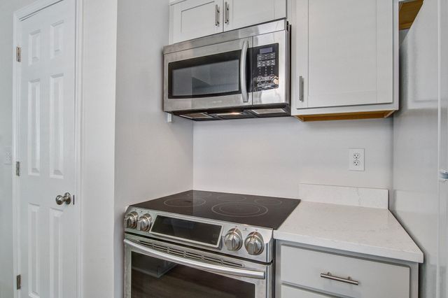 107 Timberline Trail, North Charleston, SC 29418