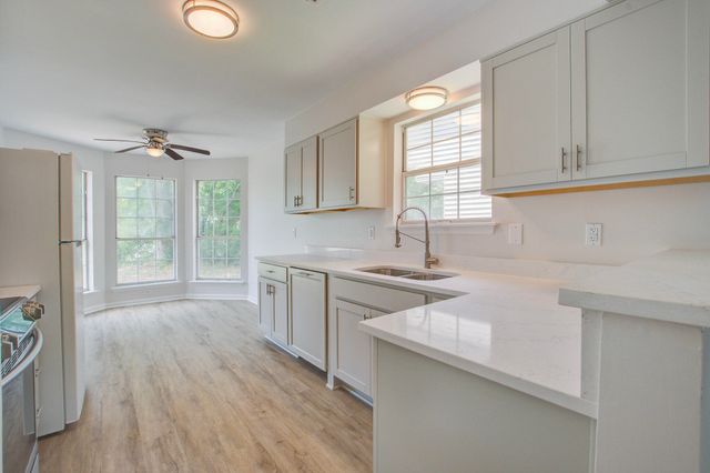 107 Timberline Trail, North Charleston, SC 29418