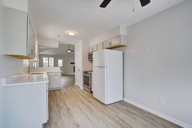 107 Timberline Trail, North Charleston, SC 29418