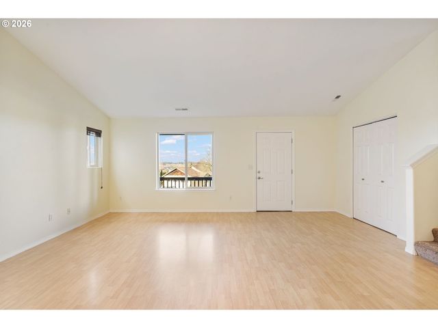 3220 Nw PACIFIC RIM Dr, Camas, WA 98607