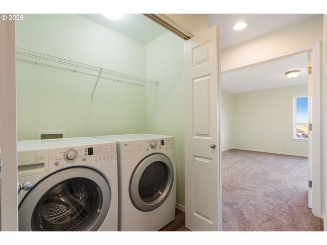 3220 Nw PACIFIC RIM Dr, Camas, WA 98607