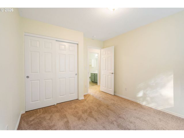 3220 Nw PACIFIC RIM Dr, Camas, WA 98607