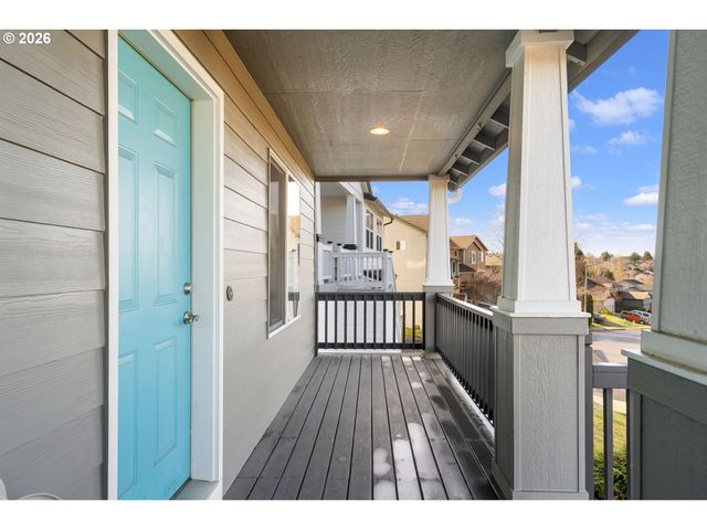 3220 Nw PACIFIC RIM Dr, Camas, WA 98607