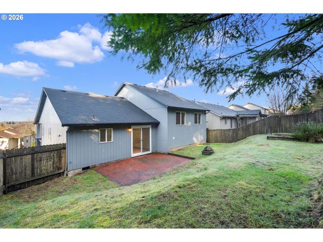 3220 Nw PACIFIC RIM Dr, Camas, WA 98607