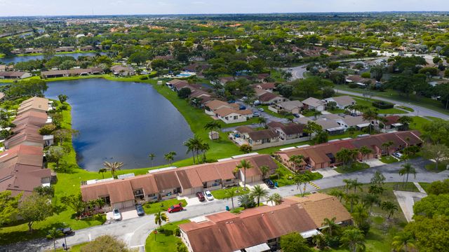 23 Walcott Drive, Boynton Beach, FL 33426