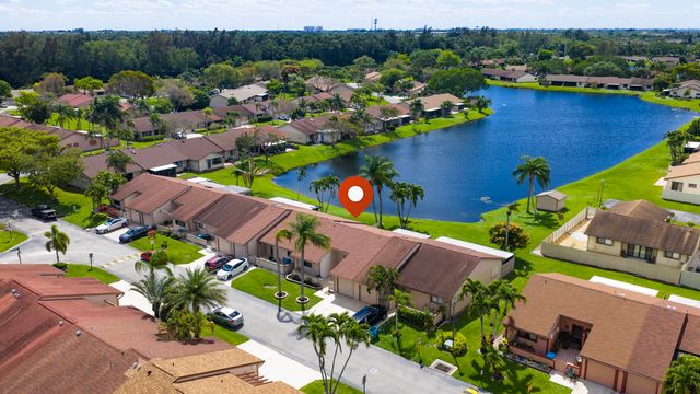 23 Walcott Drive, Boynton Beach, FL 33426