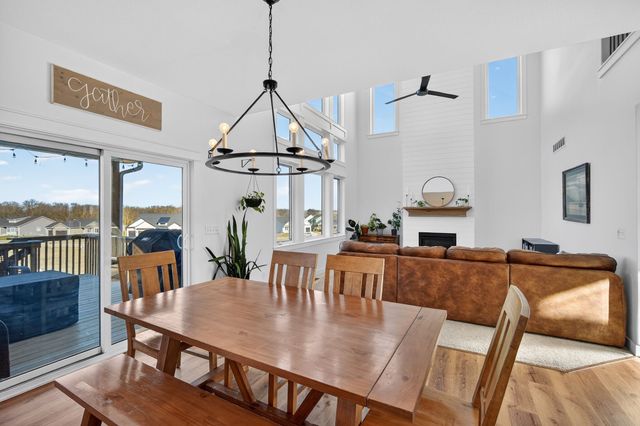 5538 164th Street, Urbandale, IA 50323