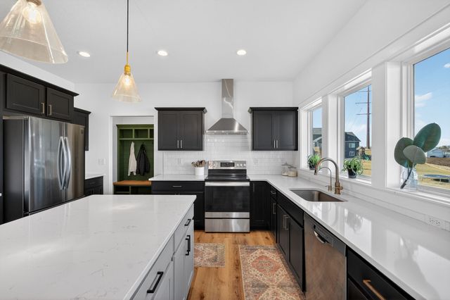 5538 164th Street, Urbandale, IA 50323