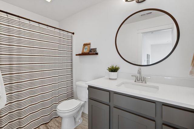 5538 164th Street, Urbandale, IA 50323