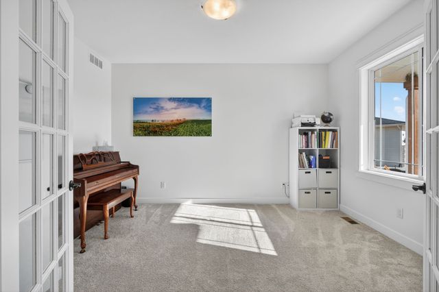 5538 164th Street, Urbandale, IA 50323