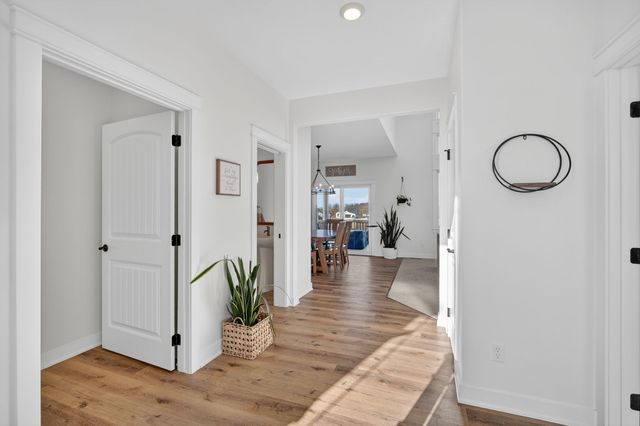 5538 164th Street, Urbandale, IA 50323