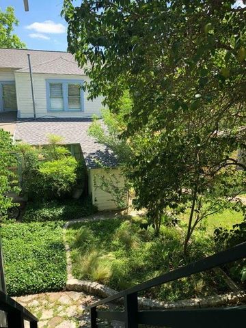 906 W 22nd ST 7, Austin, TX 78705