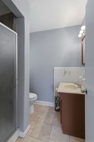 2518 Edge O Lake Dr, Nashville, TN 37217