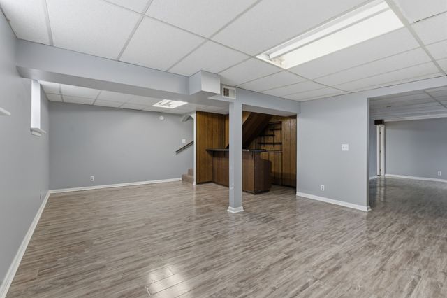 2518 Edge O Lake Dr, Nashville, TN 37217