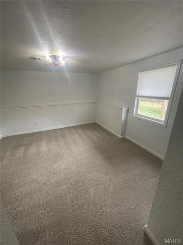 24570 Spencer Road, Waynesville, MO 65583