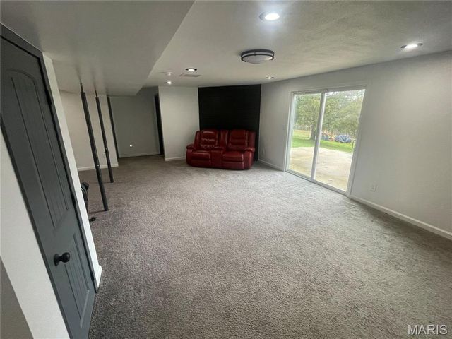 24570 Spencer Road, Waynesville, MO 65583