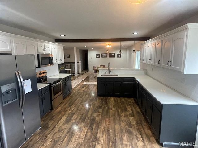 24570 Spencer Road, Waynesville, MO 65583