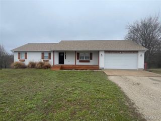 24570 Spencer Road, Waynesville, MO 65583