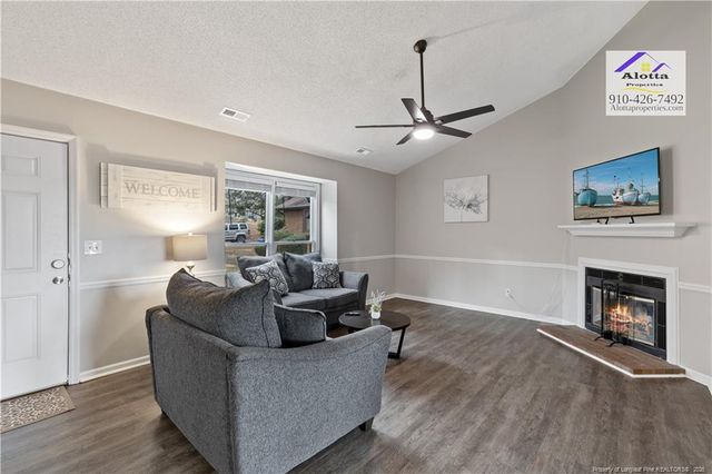 130 Girard Avenue, Fayetteville, NC 28311