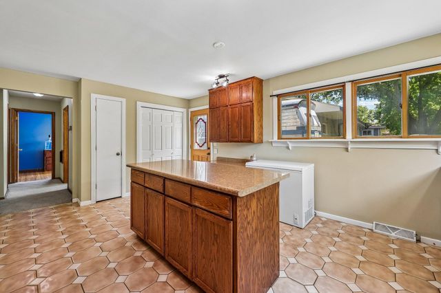 13681 Bass Lake Road, Maple Grove, MN 55311
