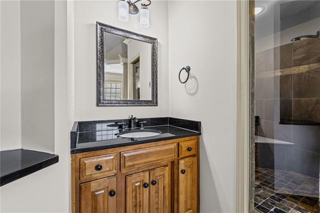 5306 W 165th Terrace, Overland Park, KS 66085