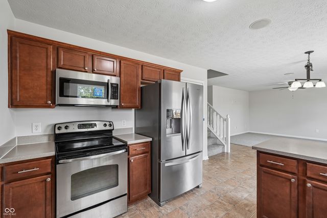 234 School House Drive, Greenfield, IN 46140