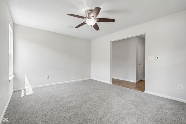 234 School House Drive, Greenfield, IN 46140