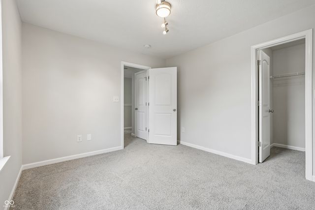 234 School House Drive, Greenfield, IN 46140