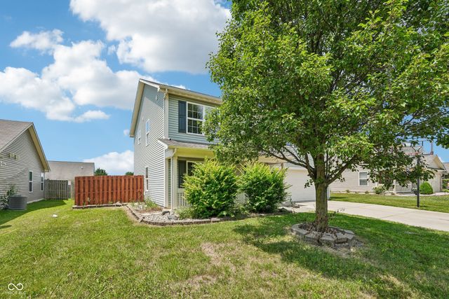 234 School House Drive, Greenfield, IN 46140