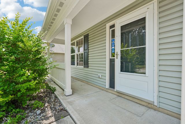 234 School House Drive, Greenfield, IN 46140