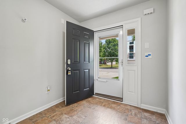 234 School House Drive, Greenfield, IN 46140