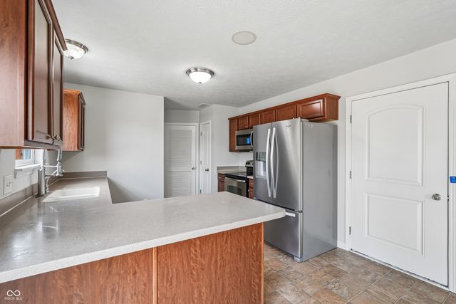 234 School House Drive, Greenfield, IN 46140