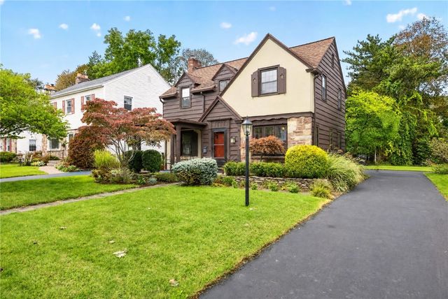 68 Biltmore Drive, Irondequoit, NY 14617