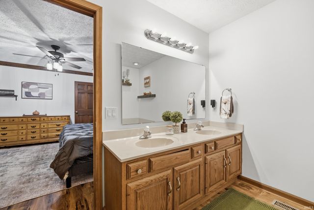 1889 W County Road 1000 N Road, Lizton, IN 46149
