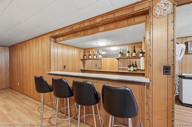 1655 Leslie Street, Westland, MI 48186