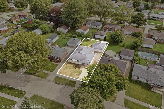 1655 Leslie Street, Westland, MI 48186