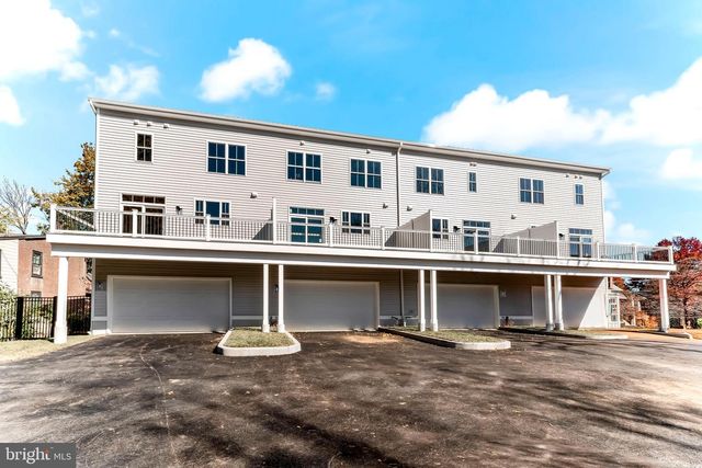 734 S MATLACK ST, West Chester, PA 19382