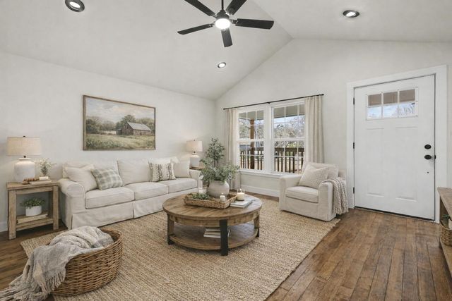 107 Russell ST, Liberty Hill, TX 78642