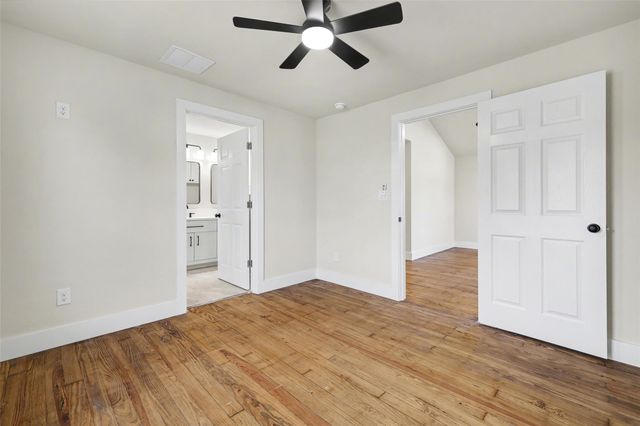 107 Russell ST, Liberty Hill, TX 78642